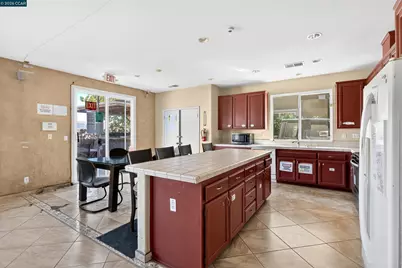 4400 Glen Canyon Cir, Pittsburg, CA 94565 - Photo 15