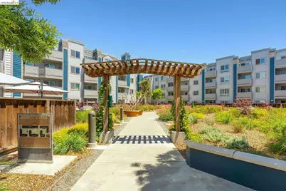 6400 Christie Ave #2112, Emeryville, CA 94608 - Photo 29
