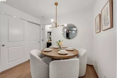 6400 Christie Ave #2112, Emeryville, CA 94608 - Photo 3