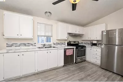 365 Stonyford Dr, Pittsburg, CA 94565 - Photo 9