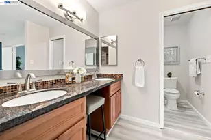 1305 Waterfall Way, Concord, CA 94521 - Photo 37