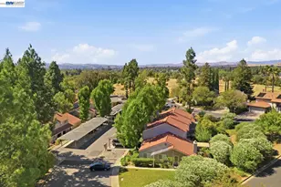 1305 Waterfall Way, Concord, CA 94521 - Photo 51