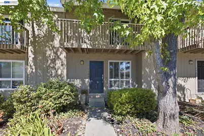1305 Waterfall Way, Concord, CA 94521 - Photo 1