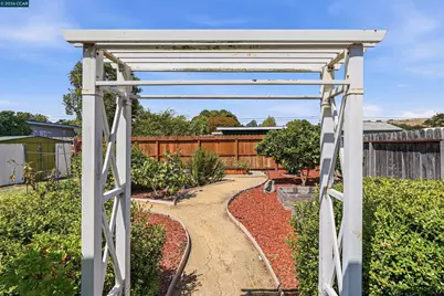 3543 Carlfield St, El Sobrante, CA 94803 - Photo 29