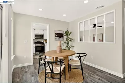 9081 Meadowdale Way, Elk Grove, CA 95624 - Photo 13