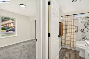 9081 Meadowdale Way, Elk Grove, CA 95624 - Photo 29