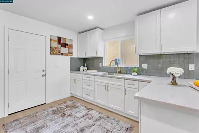 1872 15th St, San Pablo, CA 94806 - Photo 7