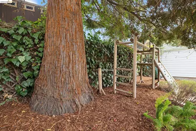 3530 Victor Ave, Oakland, CA 94619 - Photo 45