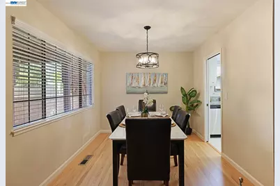 553 Bell Ave, Livermore, CA 94550 - Photo 17