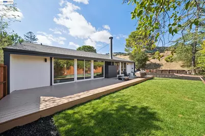 447 Estado Way, Novato, CA 94945 - Photo 45