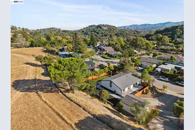 447 Estado Way, Novato, CA 94945 - Photo 75