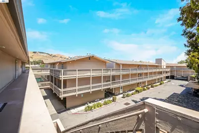260 Industrial Pkwy #47, Hayward, CA 94544 - Photo 3