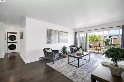 260 Industrial Pkwy #47, Hayward, CA 94544 - Photo 1