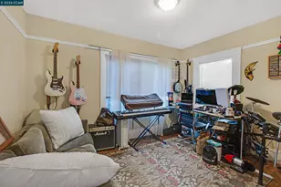 985 39th St, Oakland, CA 94608 - Photo 13