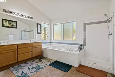 4137 Amargosa Dr, Antioch, CA 94531 - Photo 15