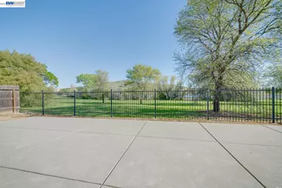 [Address not provided], Fairfield, CA 94533 - Photo 3