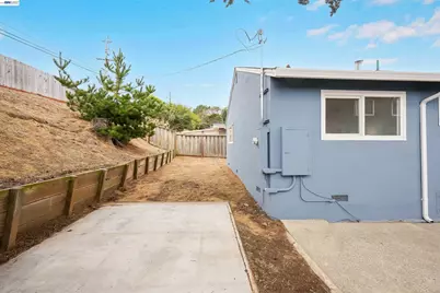 449 Mariposa Dr, South San Francisco, CA 94080 - Photo 45