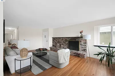449 Mariposa Dr, South San Francisco, CA 94080 - Photo 17