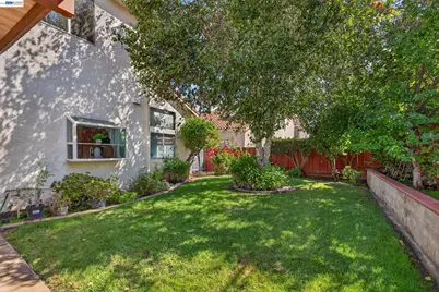 2556 Monte Lindo Ct, San Jose, CA 95121 - Photo 37