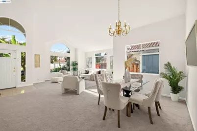 2556 Monte Lindo Ct, San Jose, CA 95121 - Photo 5