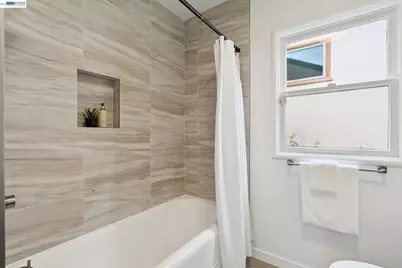 637 Boulevard Way, Oakland, CA 94610 - Photo 25