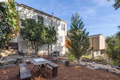 2925 El Monte Ave, Oakland, CA 94605 - Photo 53