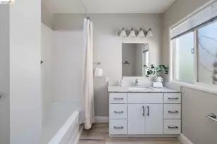 2925 El Monte Ave, Oakland, CA 94605 - Photo 23