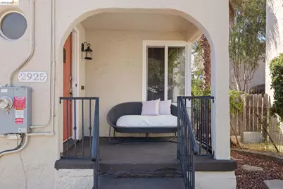 2925 El Monte Ave, Oakland, CA 94605 - Photo 3