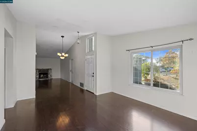 4066 Royal Links Cir, Antioch, CA 94509 - Photo 7