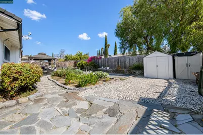 1904 Calaveras Dr, Bay Point, CA 94565 - Photo 33