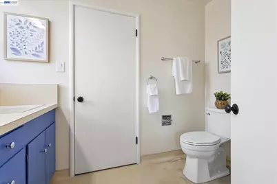 1529 Gibbons Dr, Alameda, CA 94501 - Photo 61