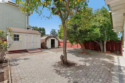 1542 Buena Vista Ave, Alameda, CA 94501 - Photo 27