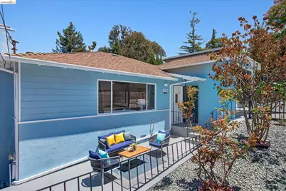 6138 Oakdale, Oakland, CA 94605 - Photo 3