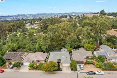 3404 Saddle Dr, Fairview, CA 94541 - Photo 55