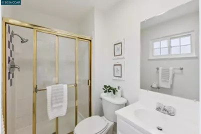 3837 Bayview Cir, Concord, CA 94520 - Photo 33