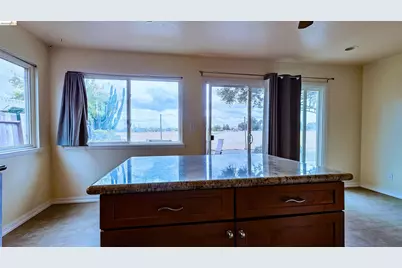 520 Pamela Dr, Bay Point, CA 94565 - Photo 9