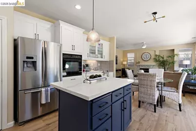 1854 Buck Mountain Ct, Antioch, CA 94531 - Photo 9