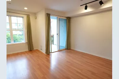 1121 40th Street #4202, Emeryville, CA 94608 - Photo 3
