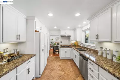 11738 Silvergate Dr, Dublin, CA 94568 - Photo 13