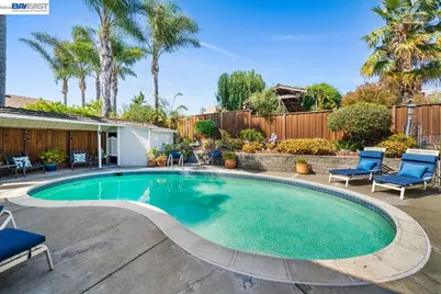 11738 Silvergate Dr, Dublin, CA 94568 - Photo 45