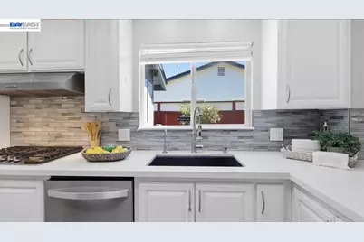 4046 Alvarado St, Pleasanton, CA 94566 - Photo 17