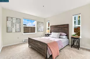 555 10th St, Oakland, CA 94607 - Photo 13
