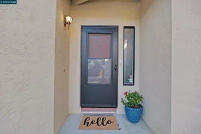 35 Sapphire Ct, Hercules, CA 94547 - Photo 3