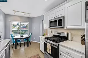 35 Sapphire Ct, Hercules, CA 94547 - Photo 15