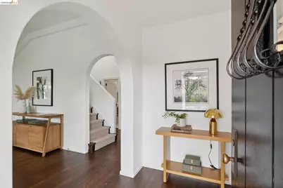 55 Fairview Ave., Piedmont, CA 94610 - Photo 3