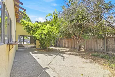 35278 Cornwall Pl, Newark, CA 94560 - Photo 25
