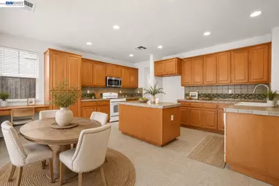 9100 Golf Canyon Dr, Patterson, CA 95363 - Photo 7