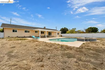 3199 Crismore Dr, Oakley, CA 94561 - Photo 33