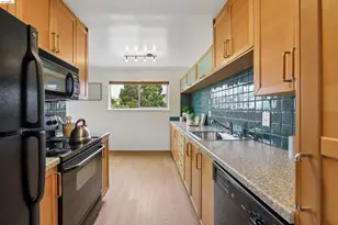 321 Warwick Ave, Oakland, CA 94610 - Photo 15
