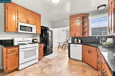 161 Viewmont Ave, Vallejo, CA 94590 - Photo 7